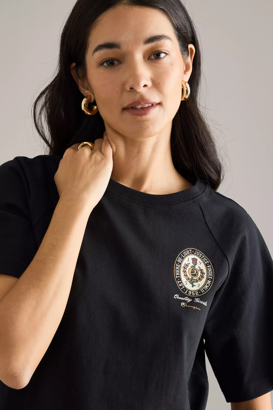 t-shirt mit champion-abzeichen-detail