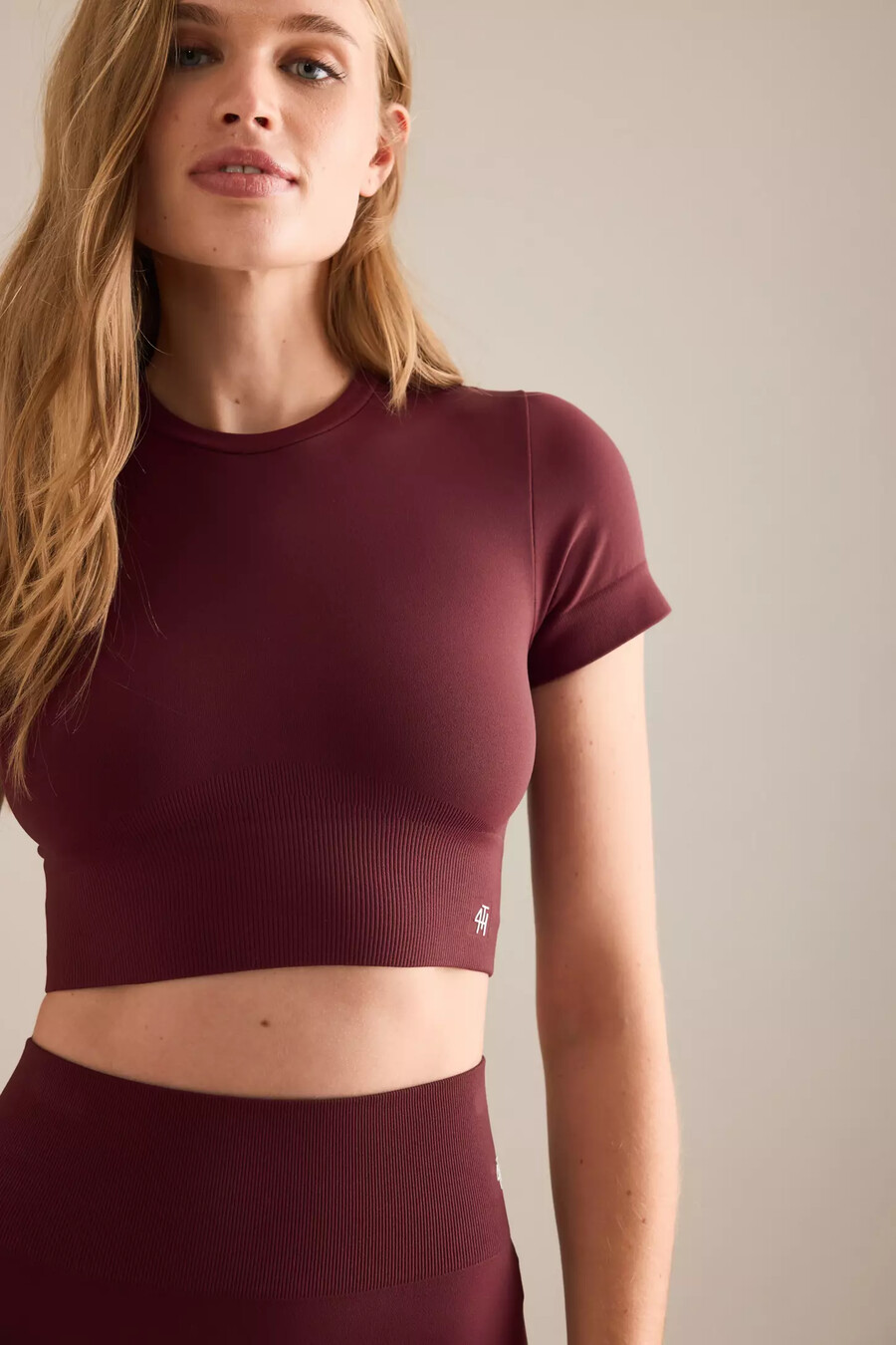 4th reckless brogan crop gym top