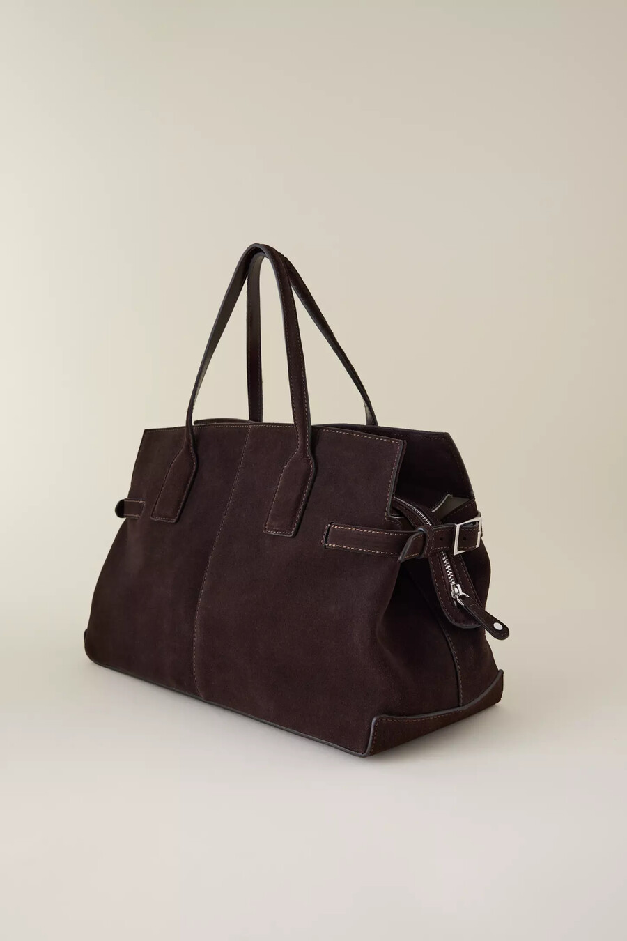 geschmeichelte lisa wildleder-bowlertasche