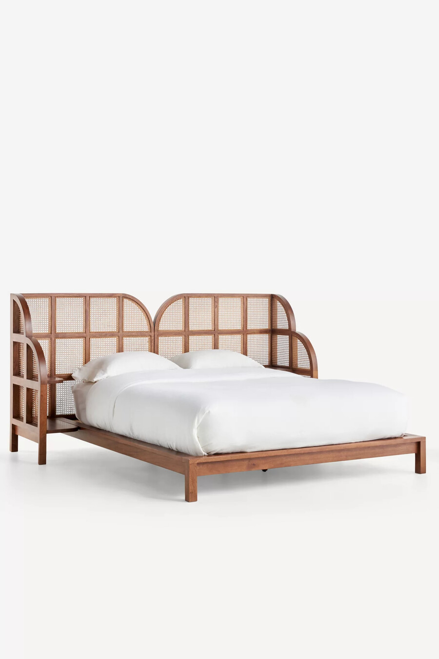 nest rattan nachttischbett