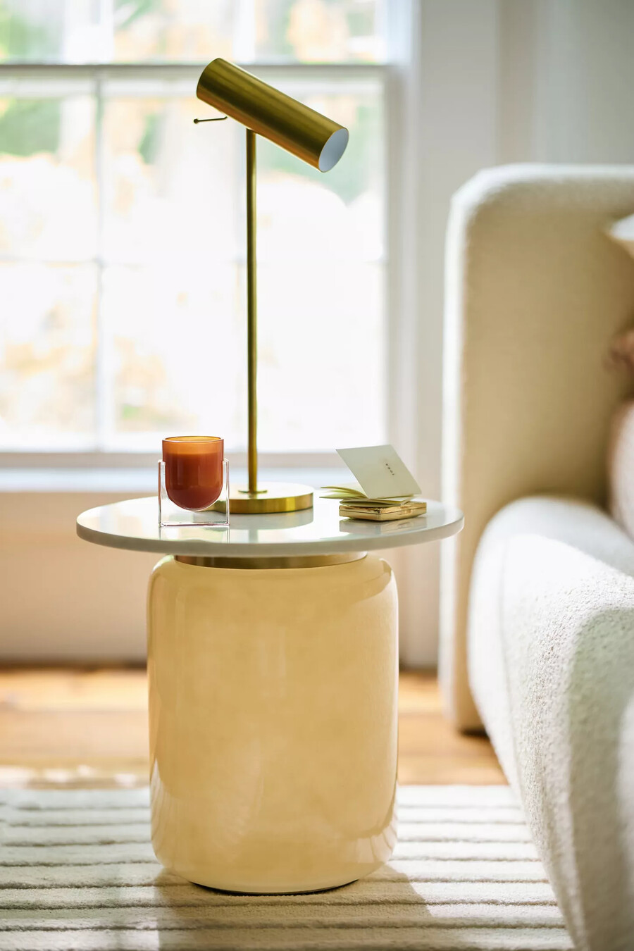 kurzer infinity glas-beistelltisch
