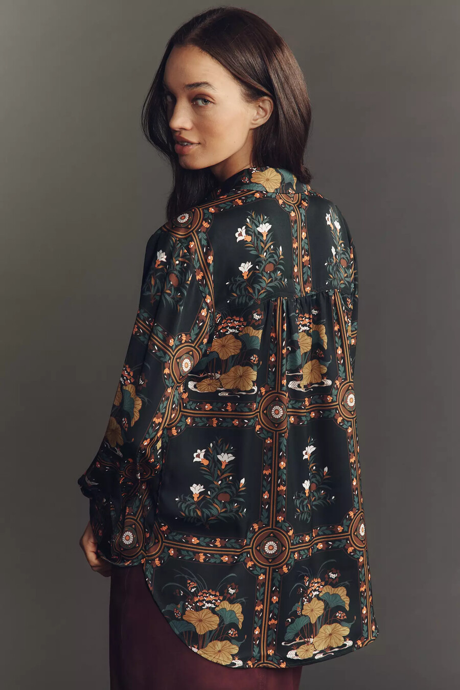entspanntes langarmhemd mit blumenmuster von anthropologie