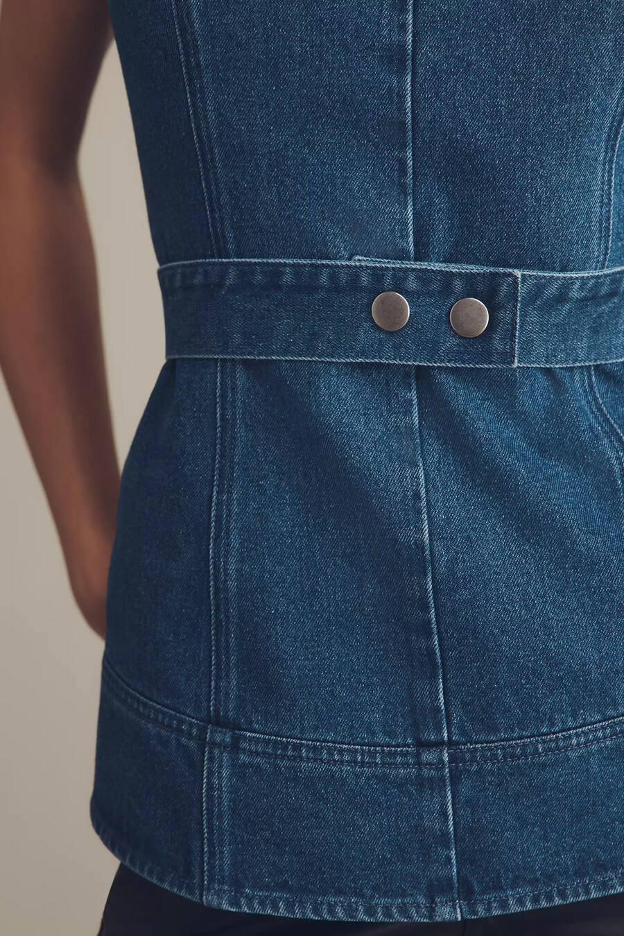 Ärmelloses jeans-top von mare mare mit gürtel