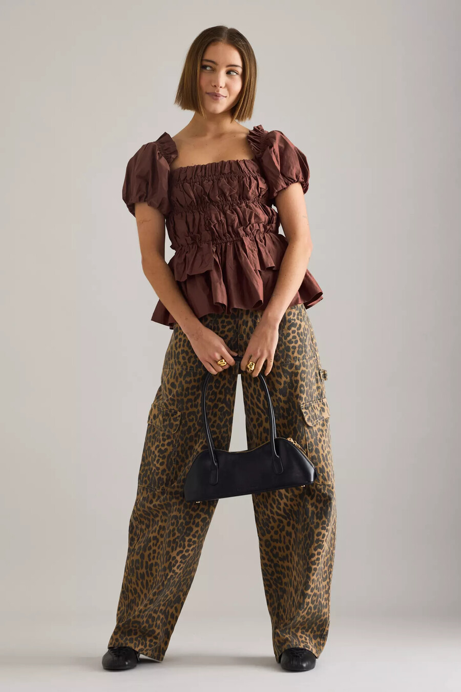 damson madder lyza geraffte bluse mit puffärmeln