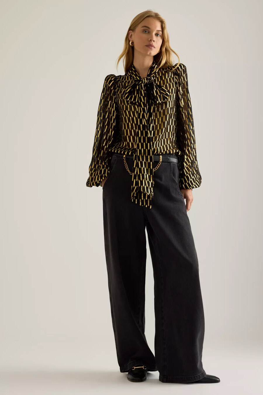 queens of archive foxy bluse mit schleife