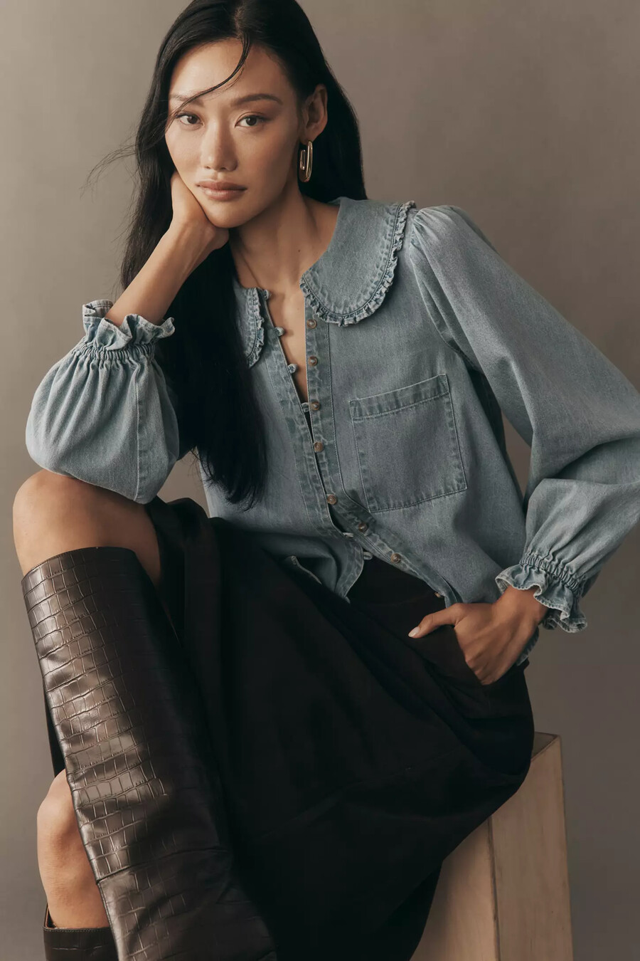 die keira bluse mit kragen und knopfleiste von pilcro langärmlige denim-edition