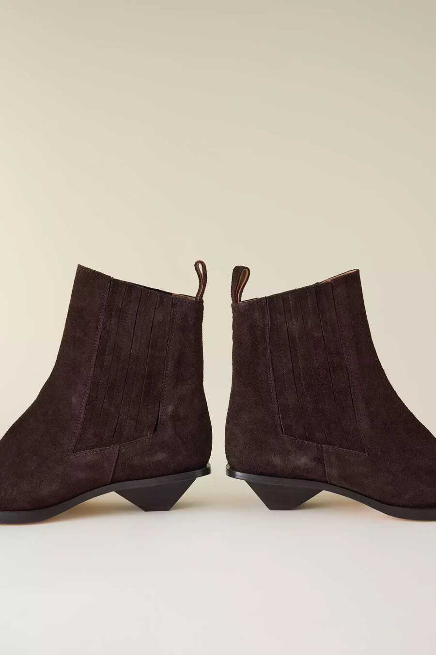 flated indigo wildlederstiefel