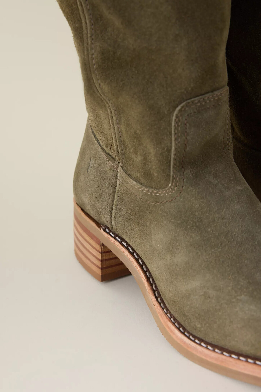 frye campus 12r boots