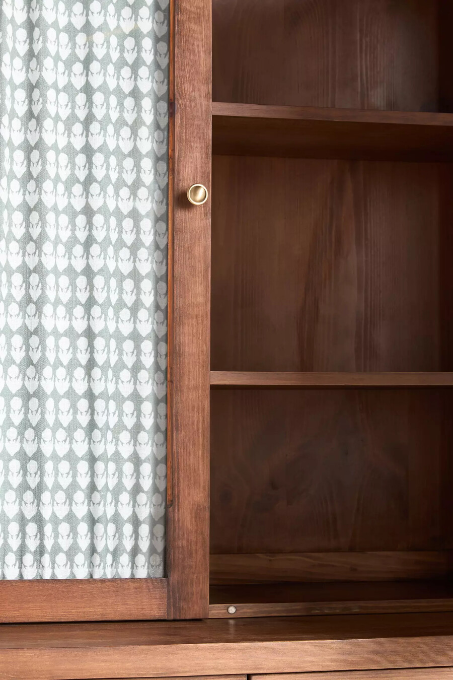whitney gardinenschrank aus holz