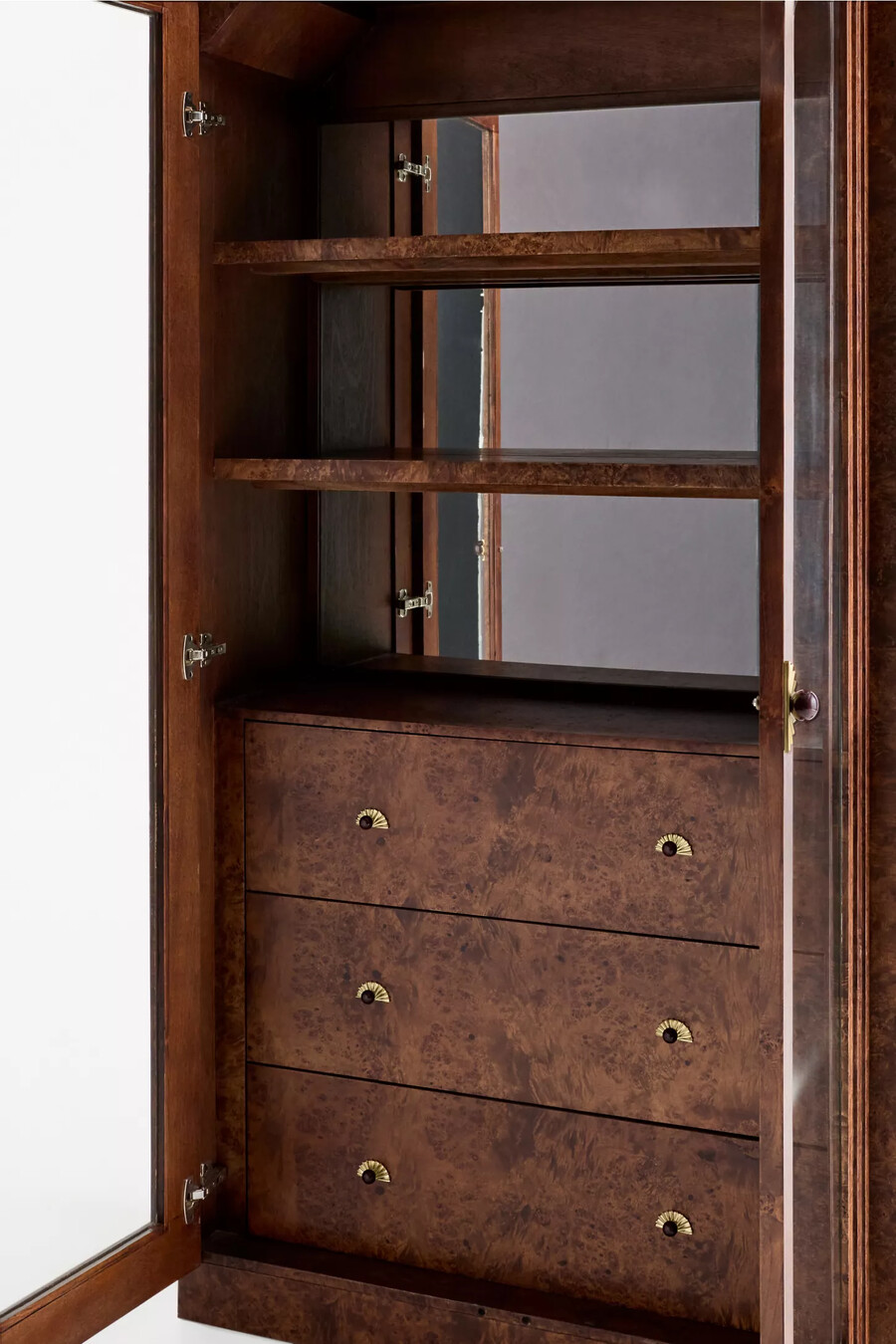betti wood vitrine