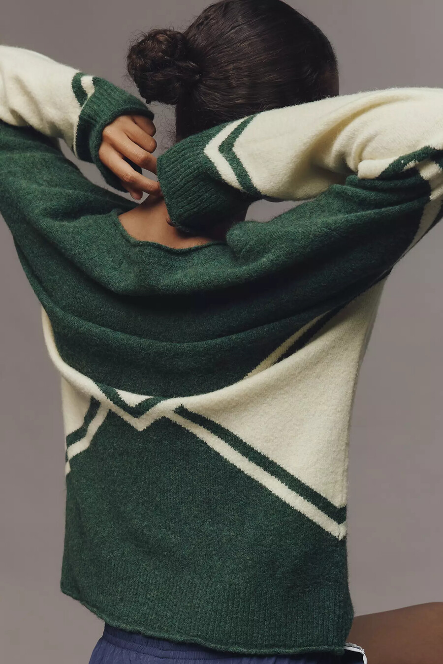pullover mit verschiedenen college-patches
