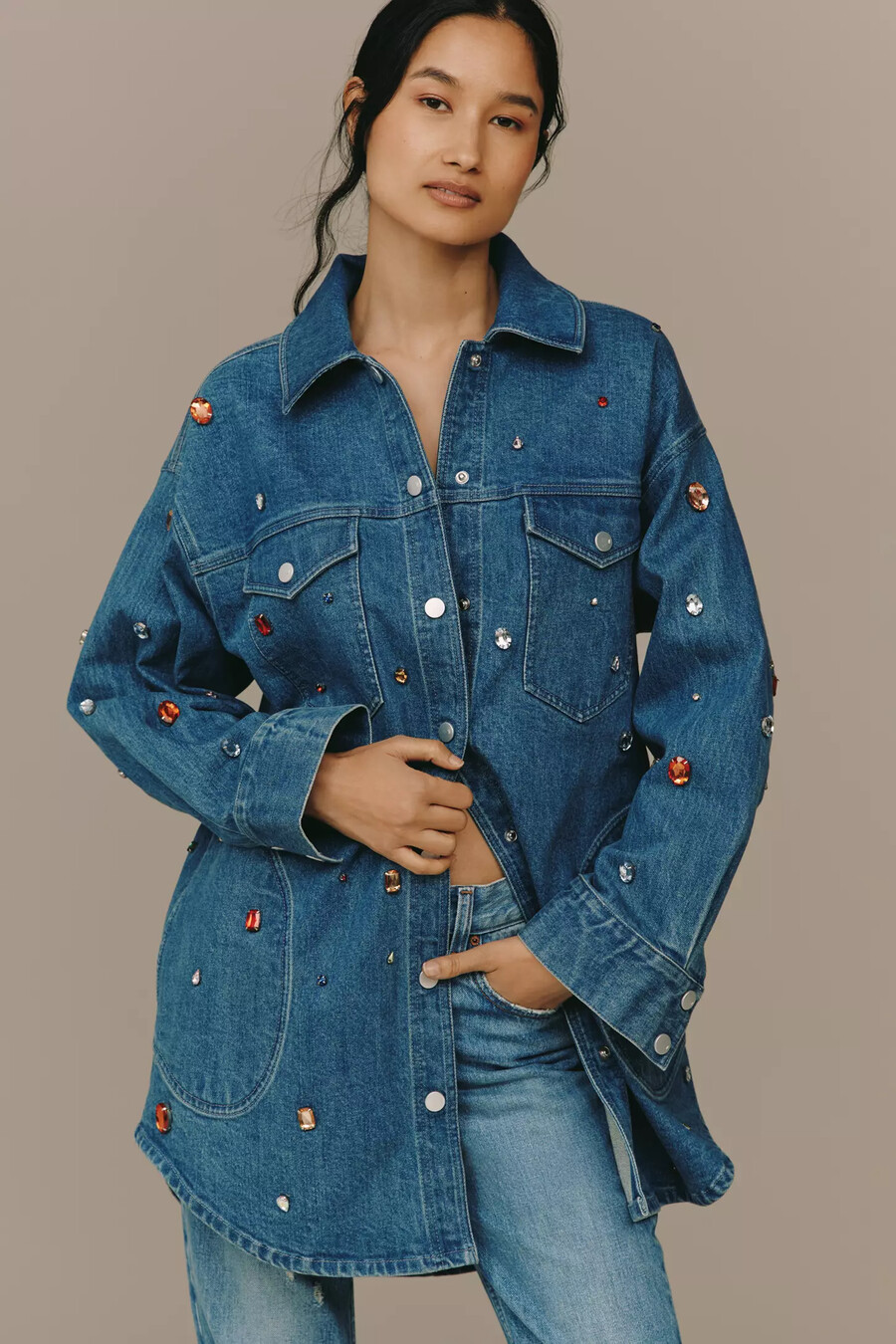 die tillie jewelled denim shacket von pilcro