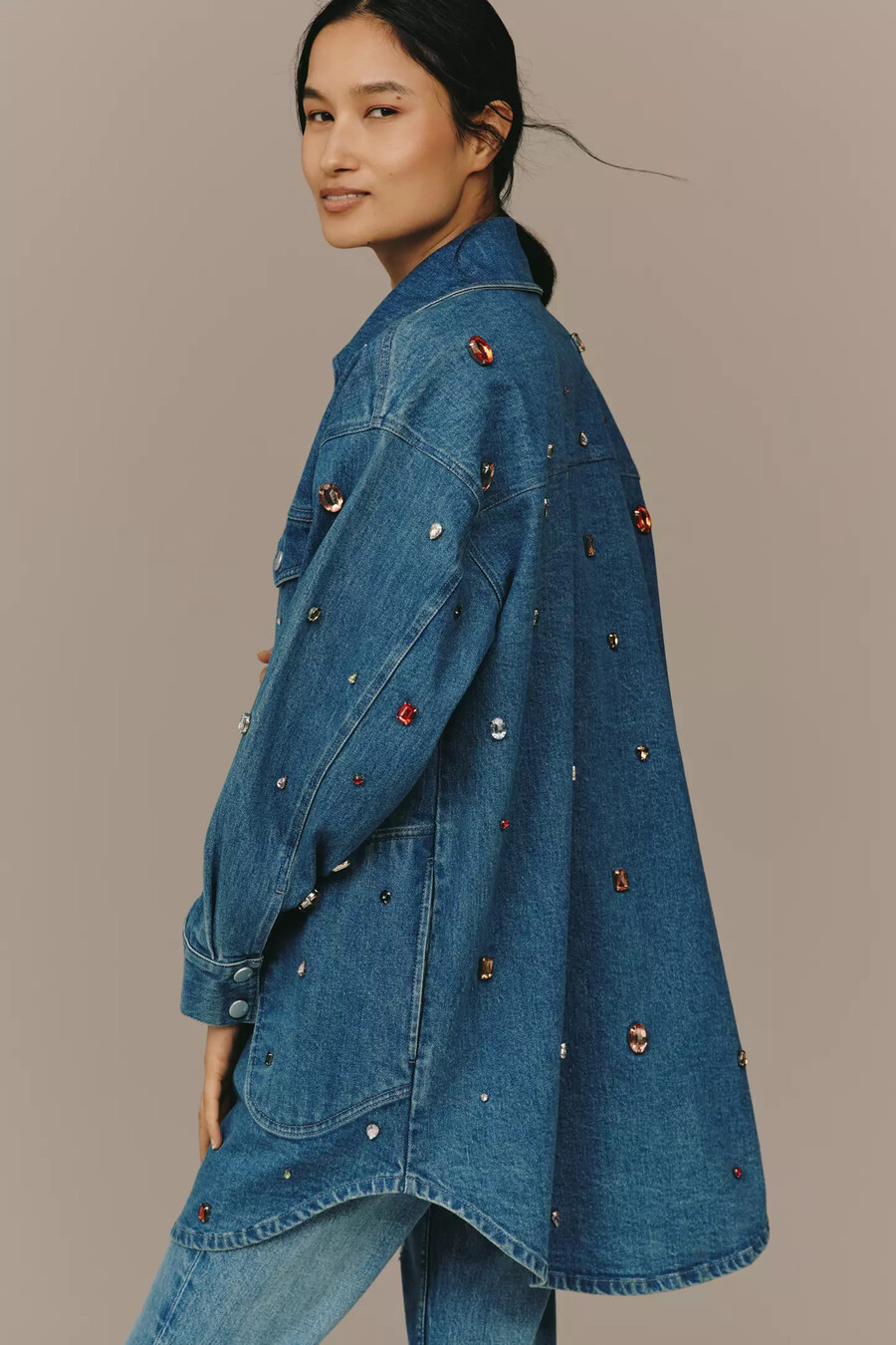 die tillie jewelled denim shacket von pilcro