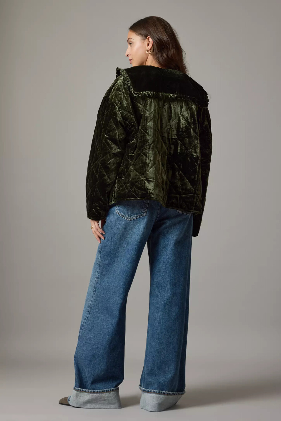die gesteppte samtjacke „hazel von maeve