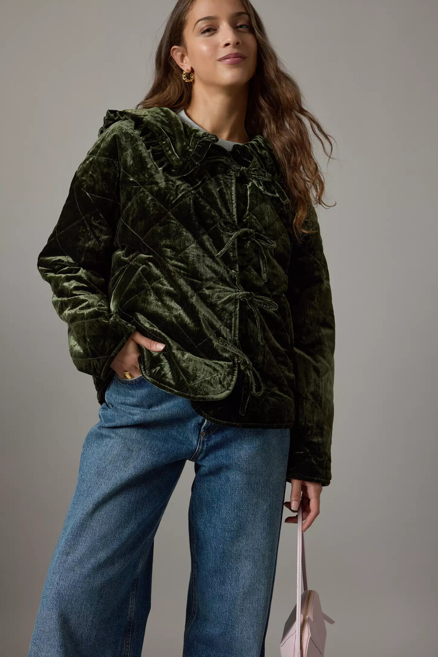 die gesteppte samtjacke „hazel von maeve