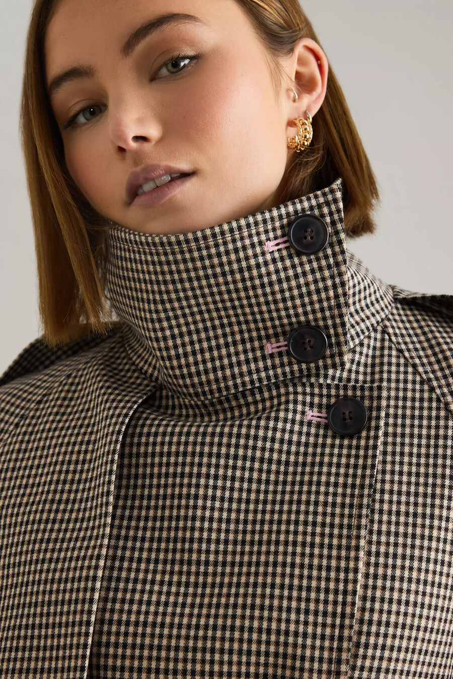 karierter kurzer trenchcoat von anthropologie