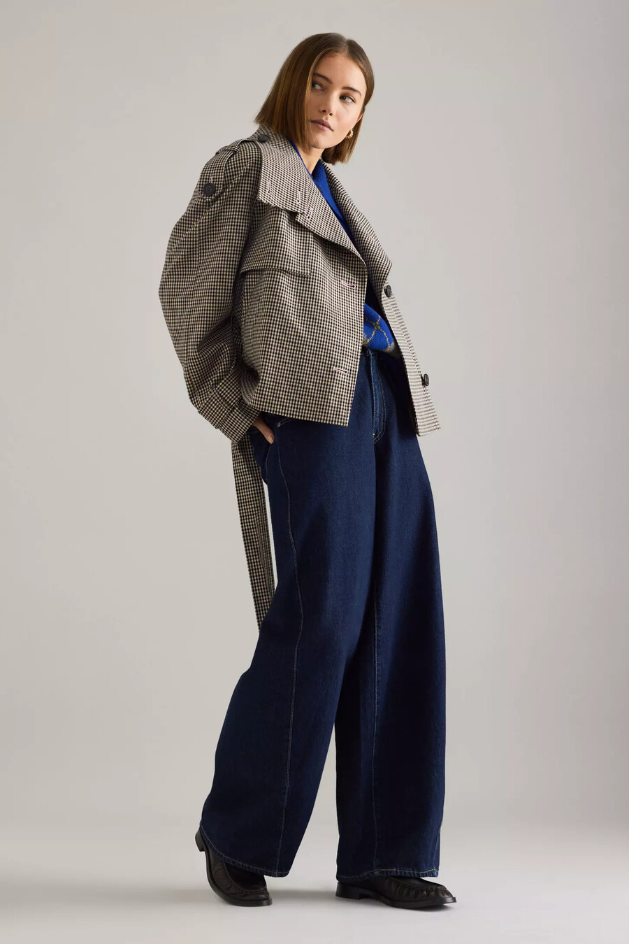 karierter kurzer trenchcoat von anthropologie