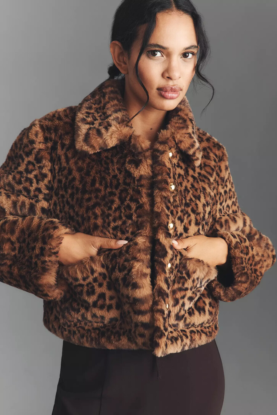 maeve crop-jacke mit leopardenmuster und kunstpelz