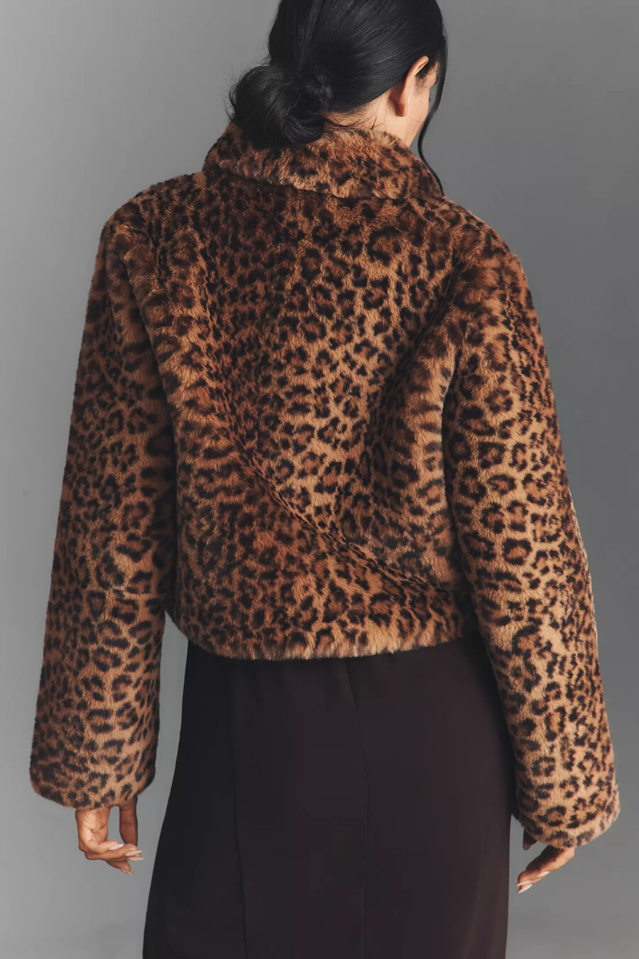 maeve crop-jacke mit leopardenmuster und kunstpelz
