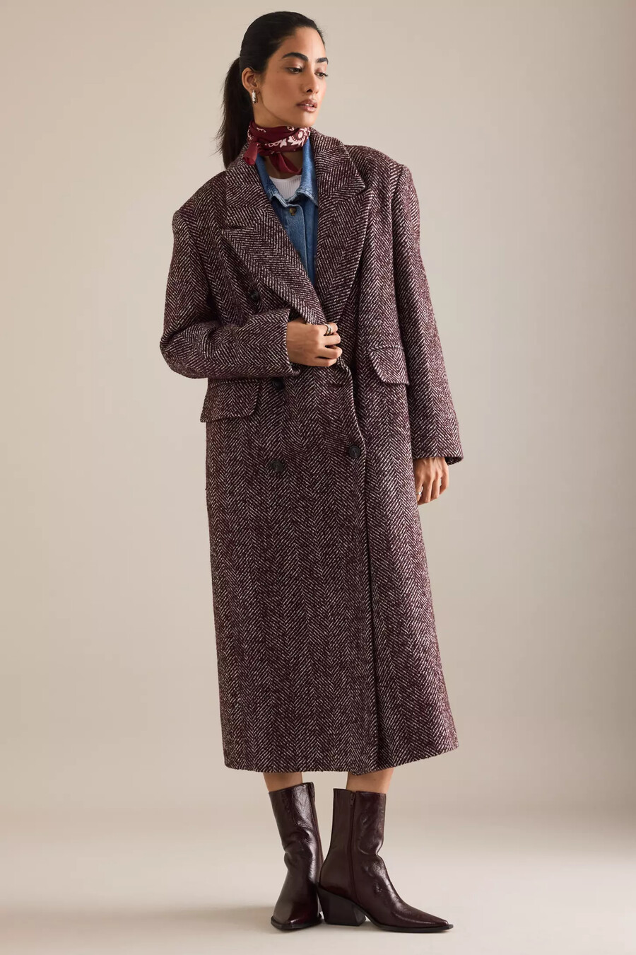 oversized-mantel aus wollmischung mit fischgrätmuster von anthropologie