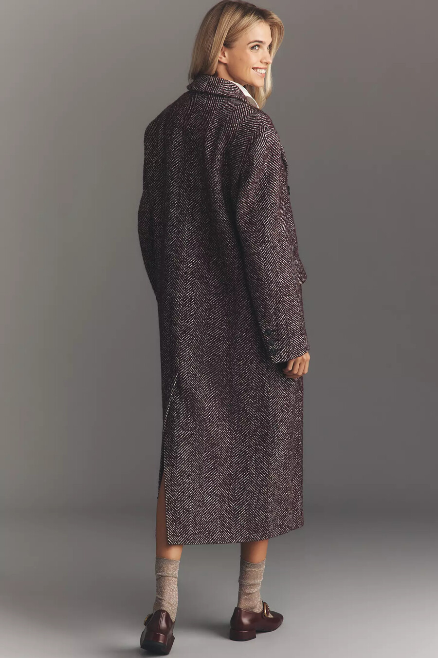 oversized-mantel aus wollmischung mit fischgrätmuster von anthropologie