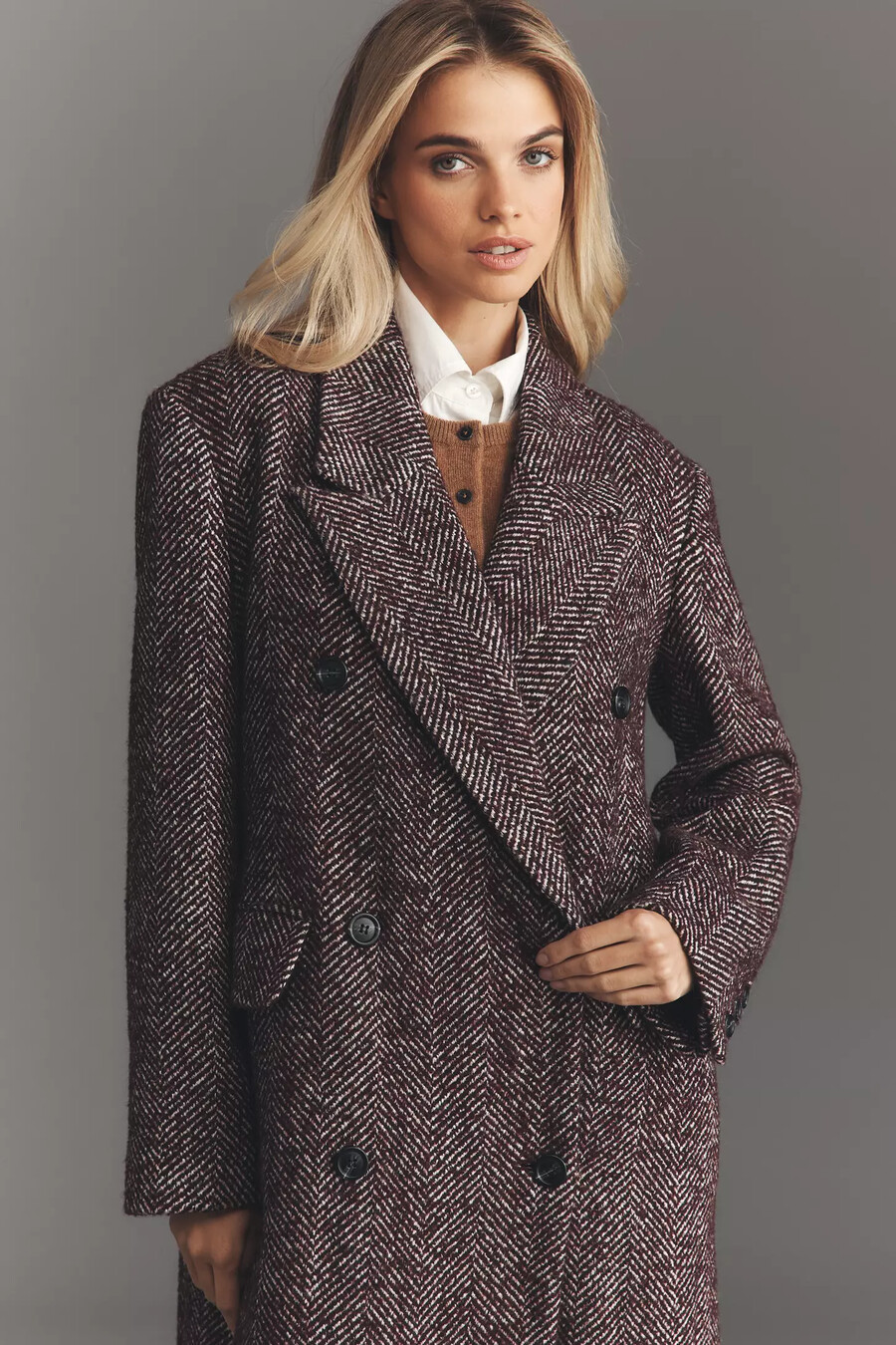 oversized-mantel aus wollmischung mit fischgrätmuster von anthropologie