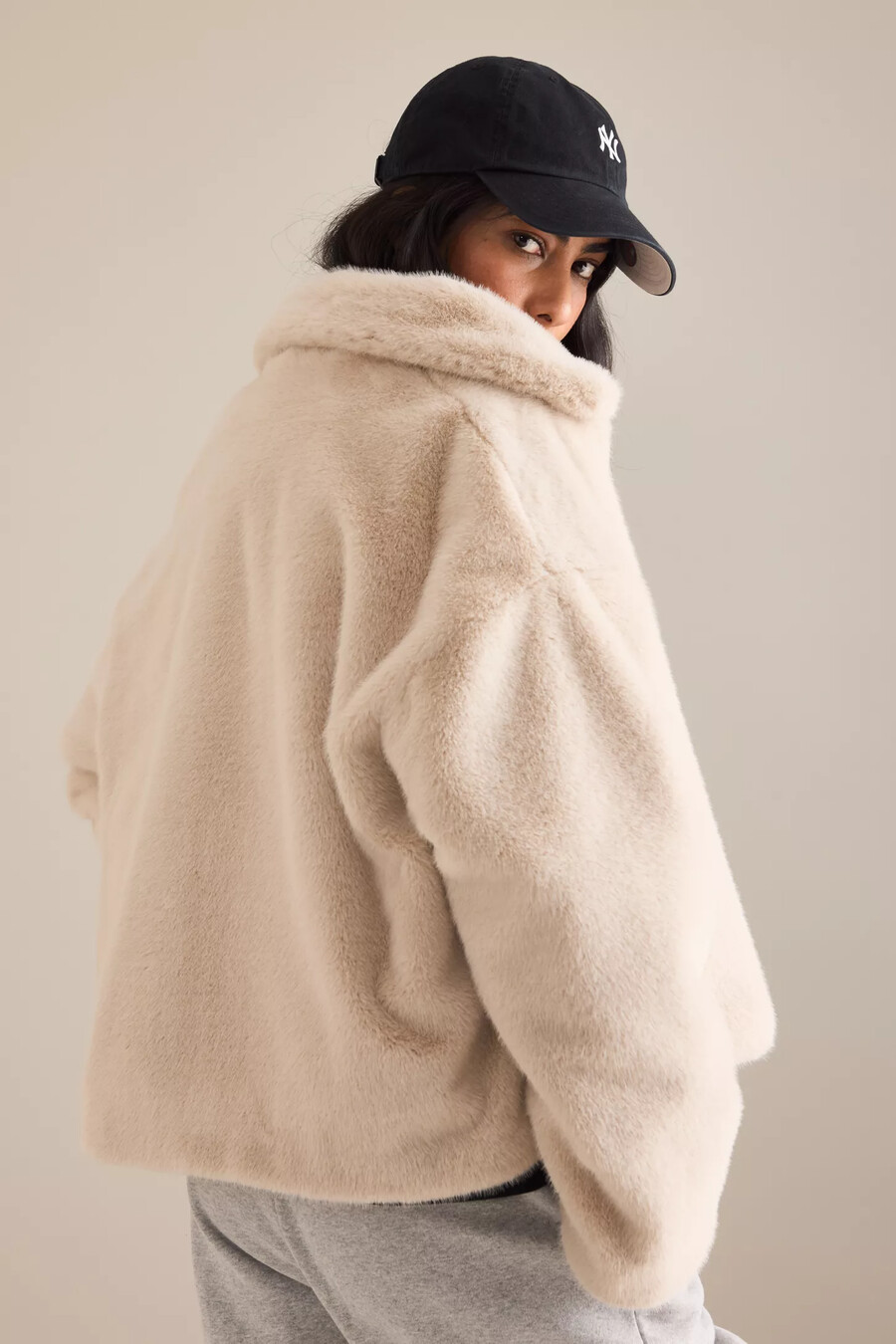 kunstpelzjacke von anthropologie