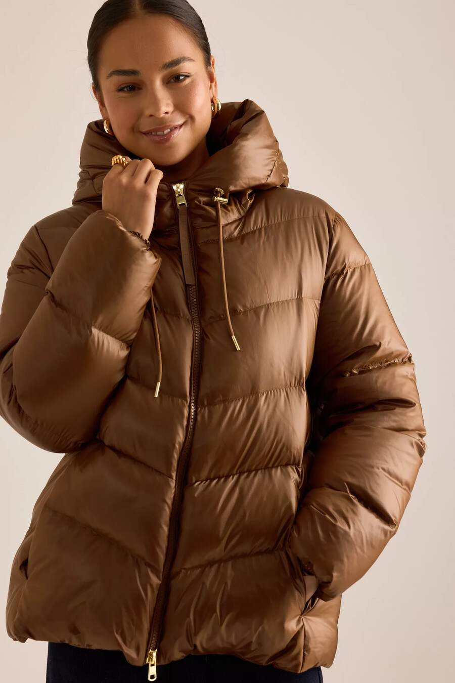 varley madelina leichte daunenjacke