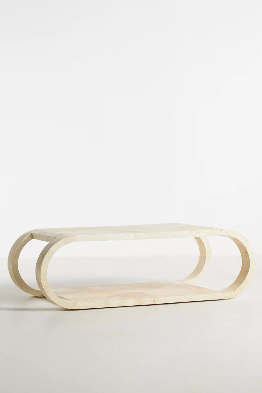 cassini couchtisch aus akazienholz gebogen