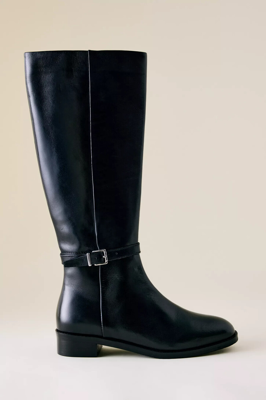 maeve reitstiefel mit schnallenriemen