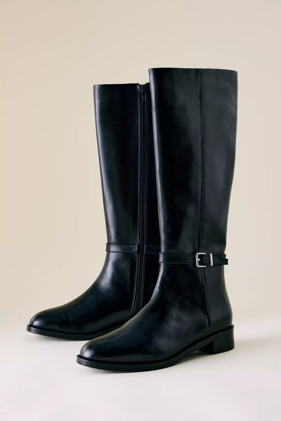 maeve reitstiefel mit schnallenriemen