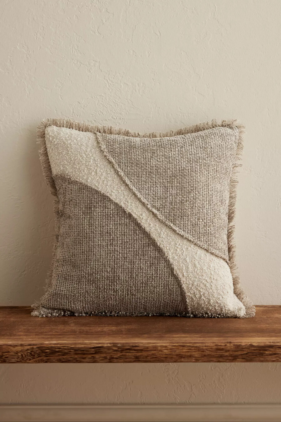 ellenvale interiors sienna fransenkissen
