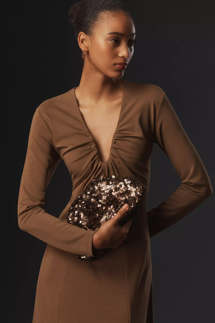 dolan left coast langarm-maxikleid aus strick mit tiefem ausschnitt