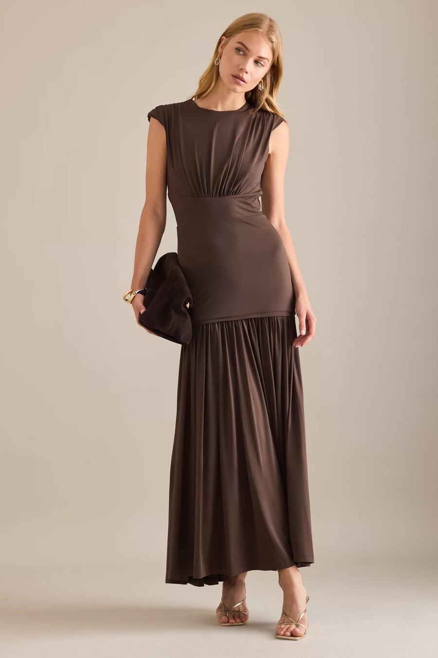 bardot annaise maxikleid mit hohem kragen