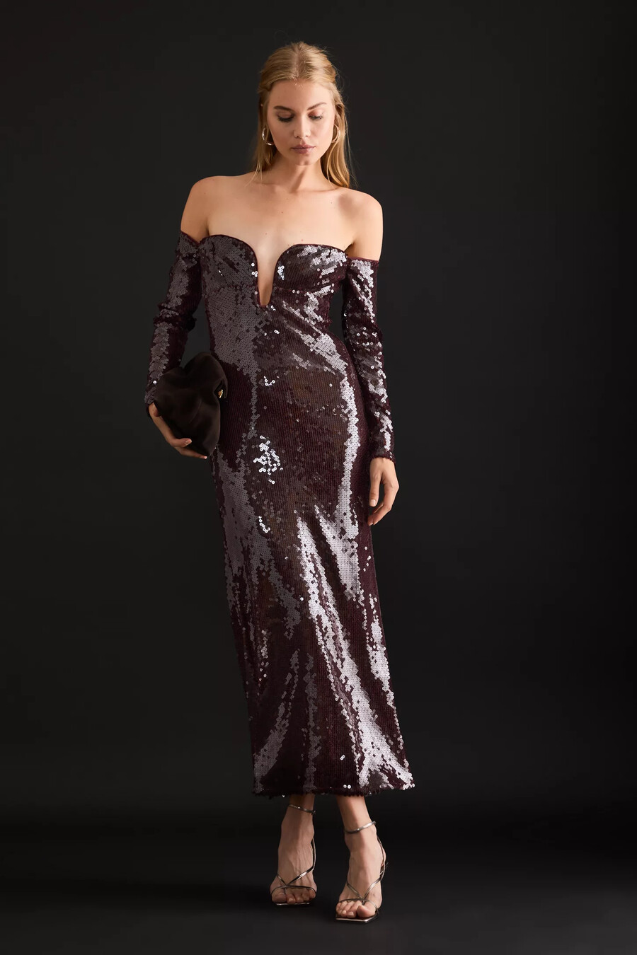bardot emmeline schulterfreies pailletten-midikleid