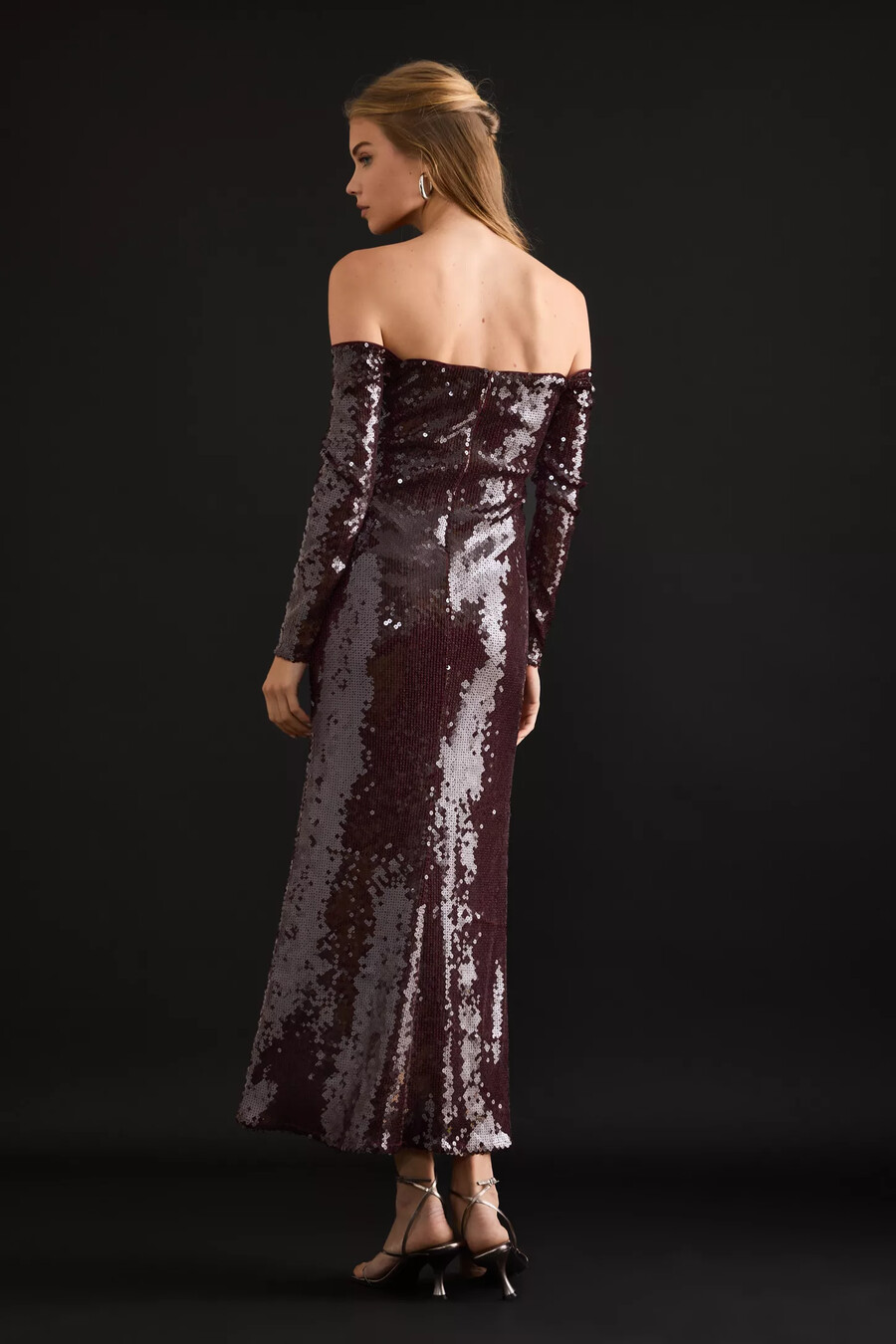 bardot emmeline schulterfreies pailletten-midikleid