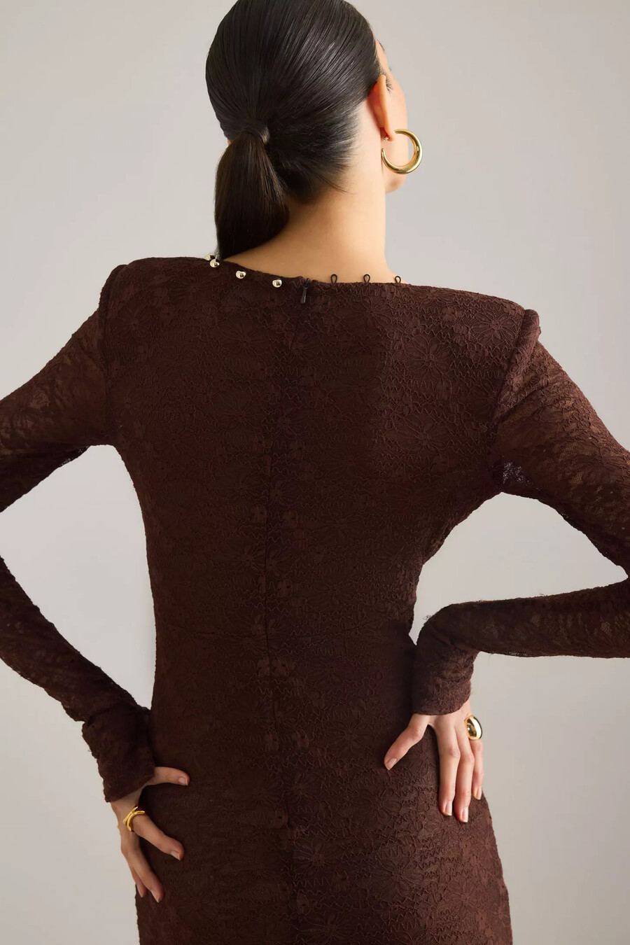 bardot zenia midikleid mit spitzenknopfleiste