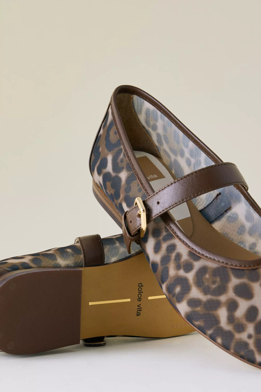 dolce vita roslyn mary jane ballerinas