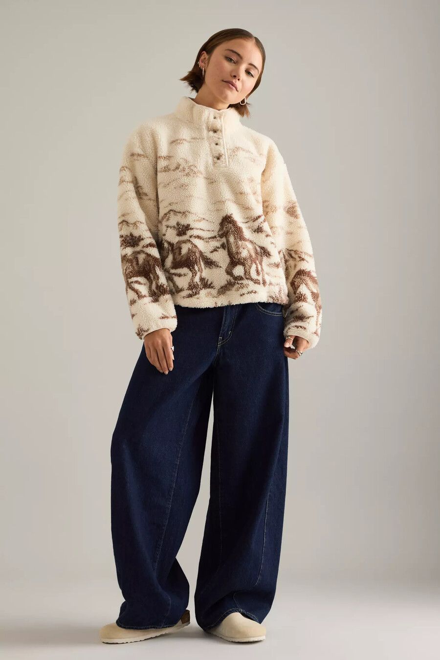 levis kasey sherpa pullover fleece
