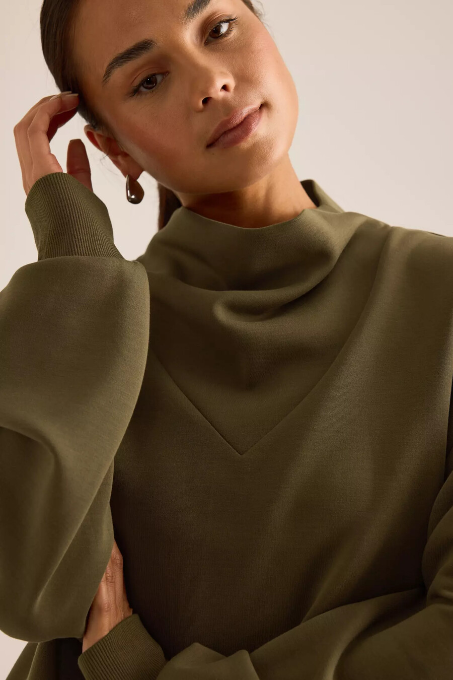 varley betsy sweatshirt mit rollkragen
