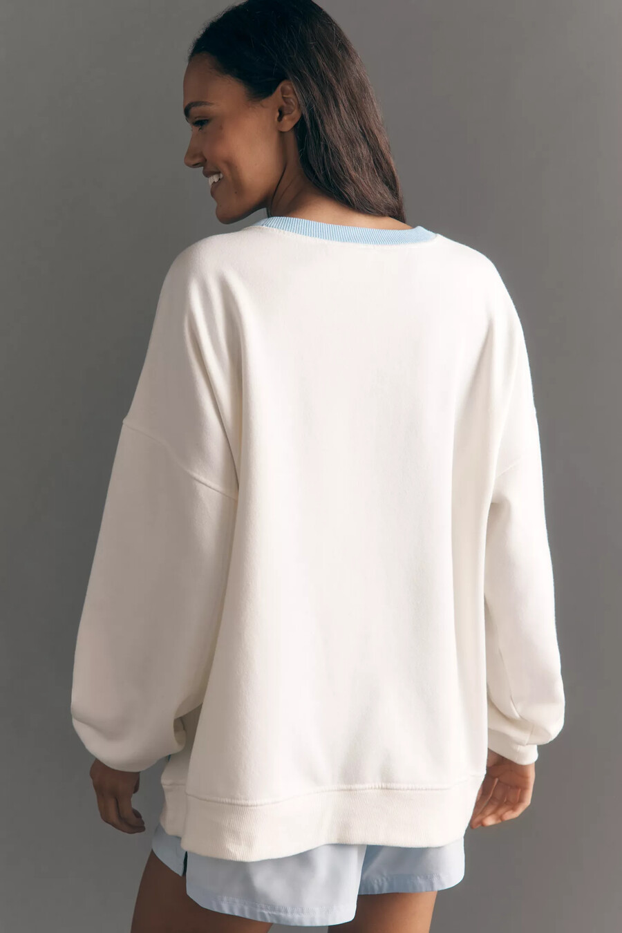 daily practice x karhu bedrucktes sweatshirt mit rundhalsausschnitt