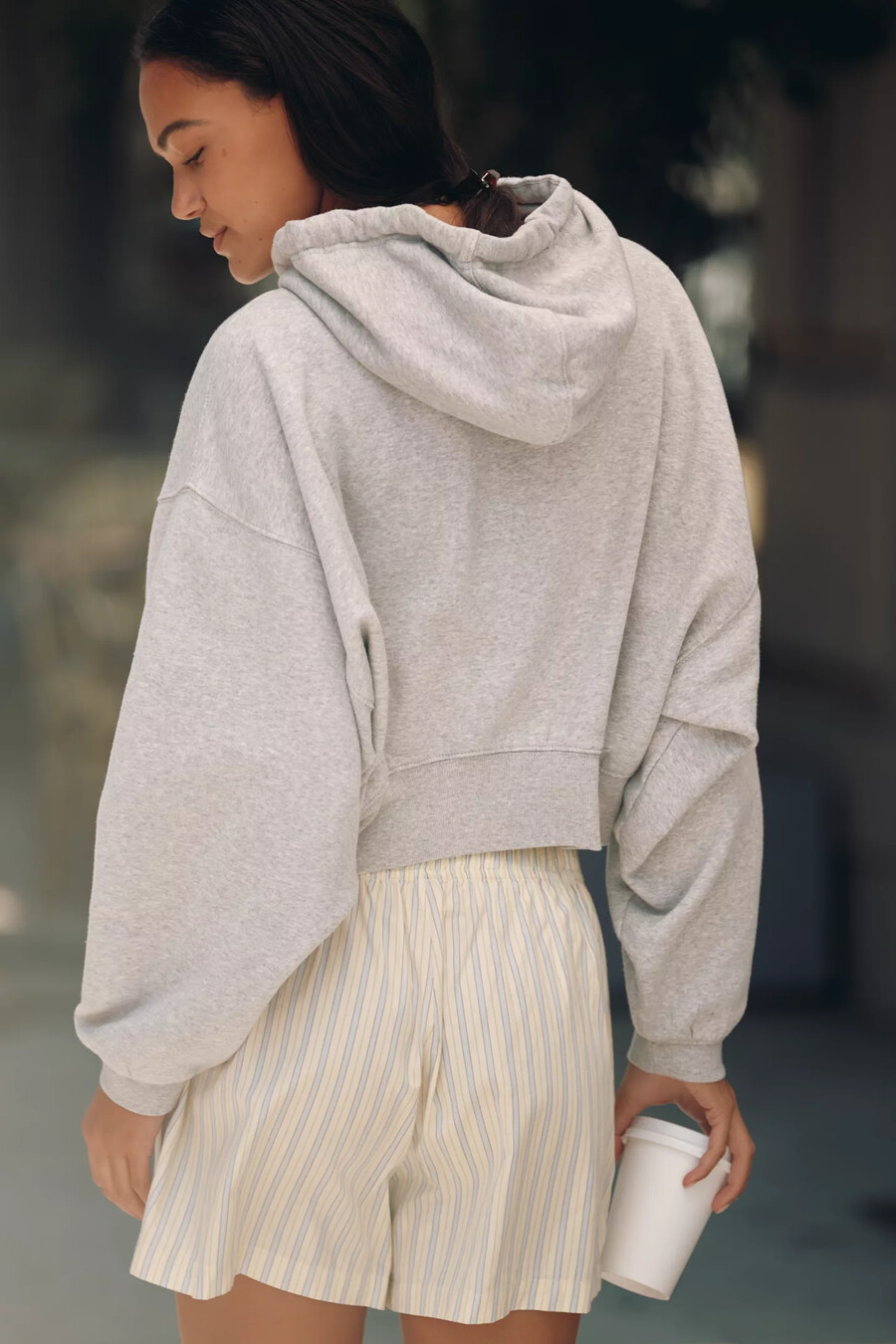 kapuzenpullover mit kordelzug fürs tägliche training