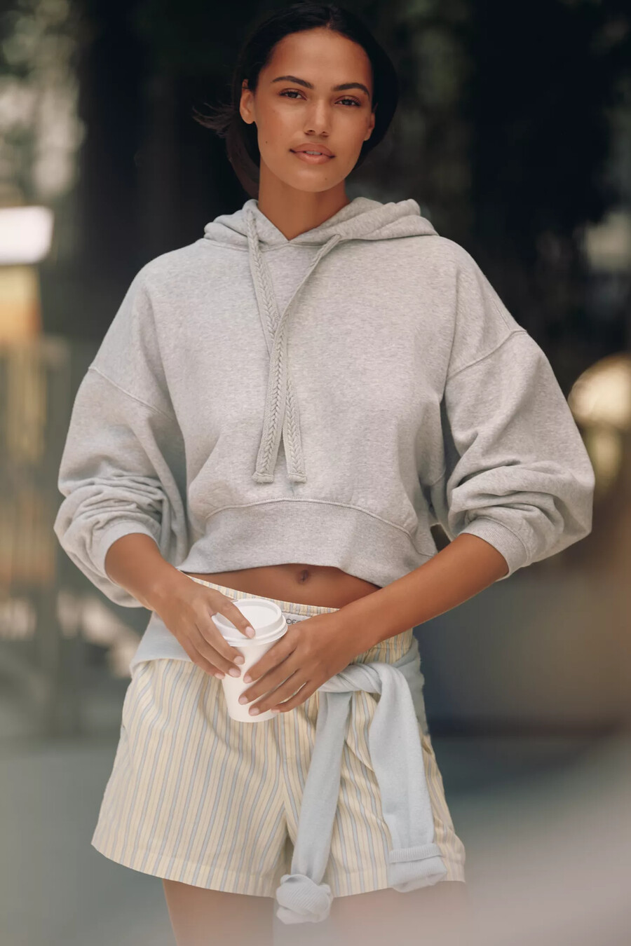 kapuzenpullover mit kordelzug fürs tägliche training
