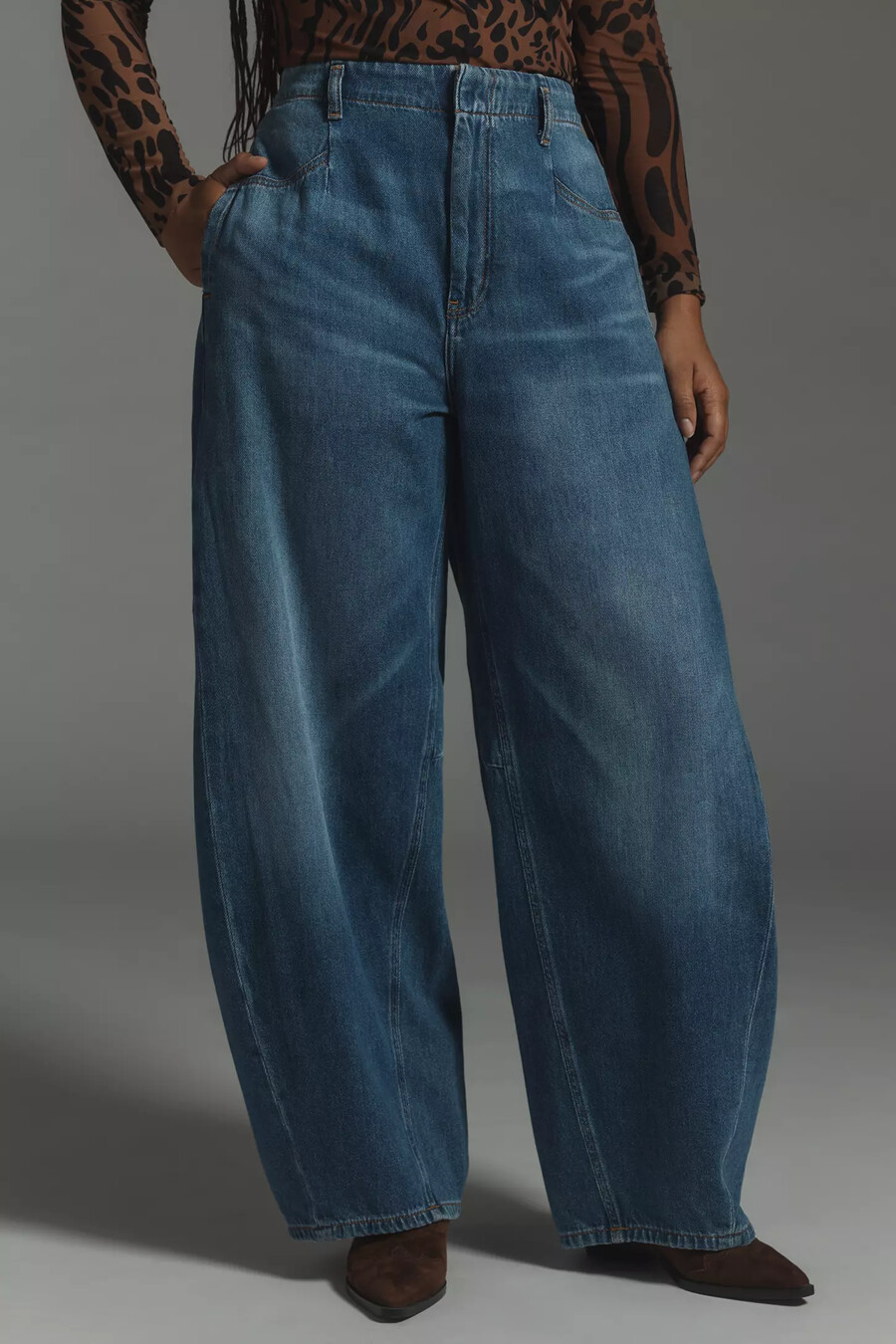 pilcro tapered full length barrel jeans