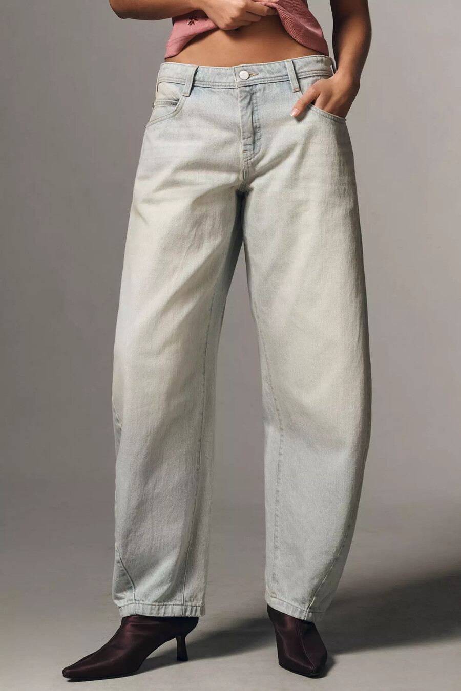 pilcro high-rise balloon jeans