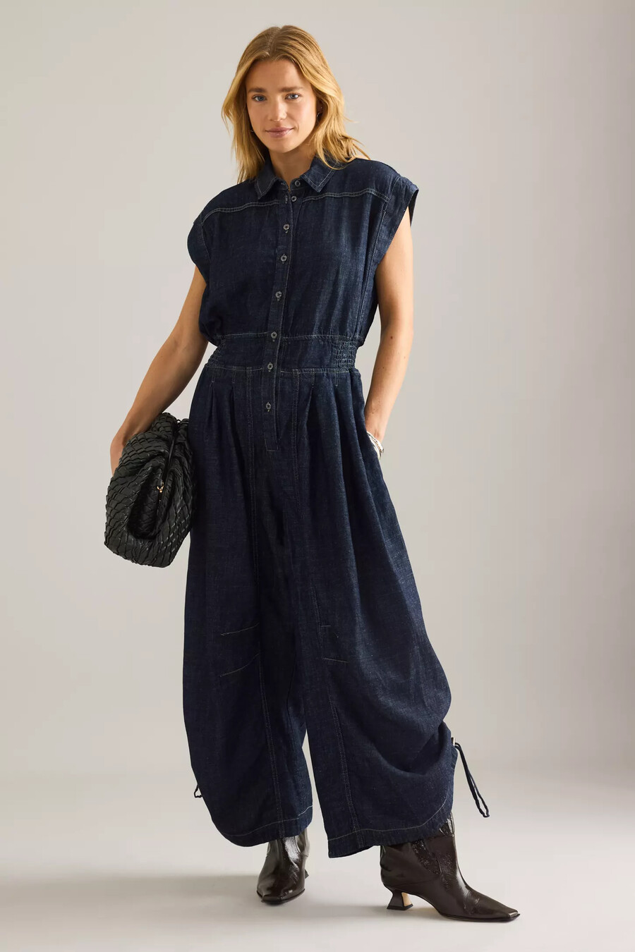 denim-jumpsuit von anthropologie