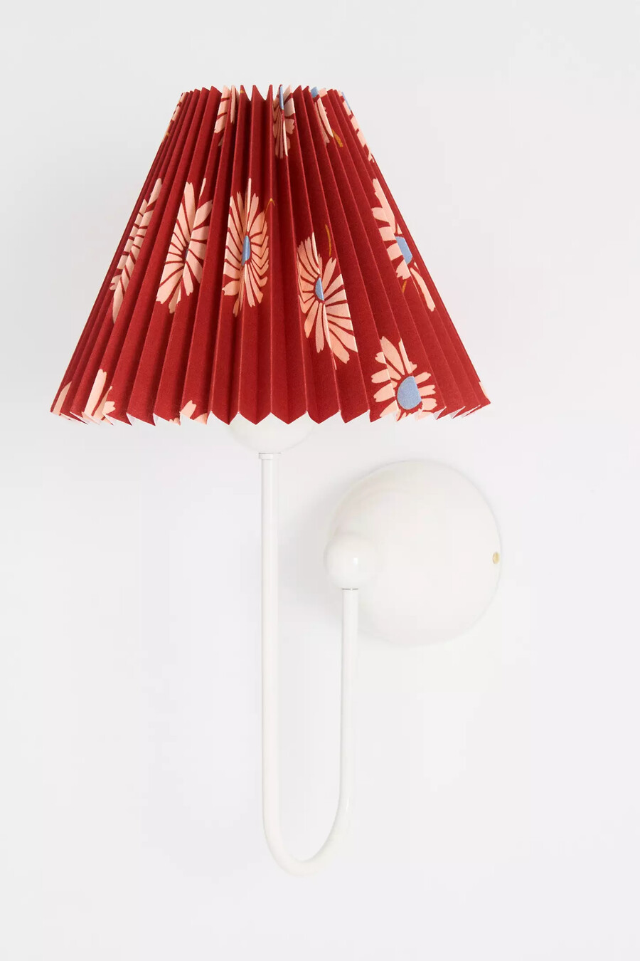 sommer-wandleuchte mit schatten