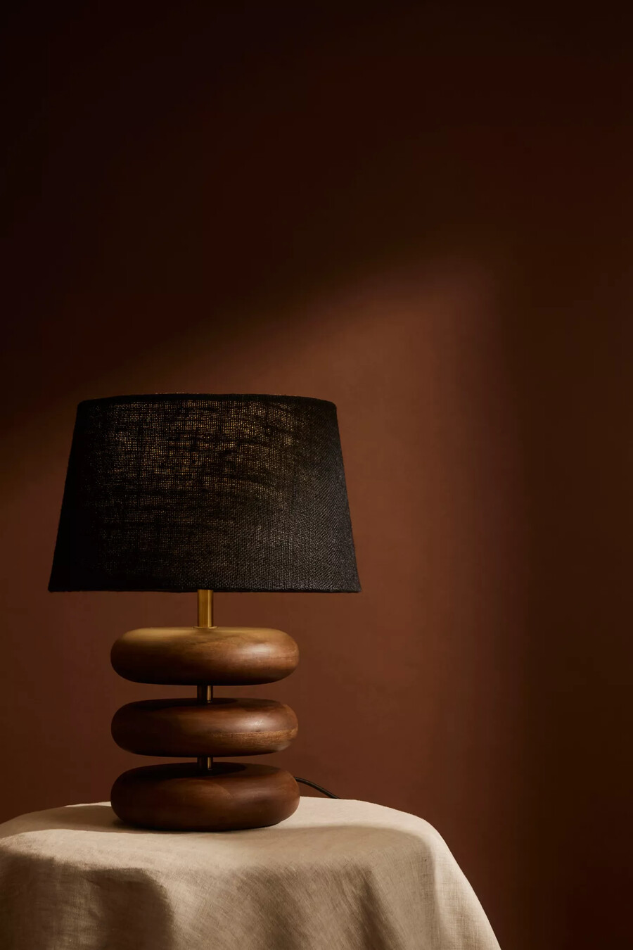 nkuku kankad tischlampe aus mangoholz