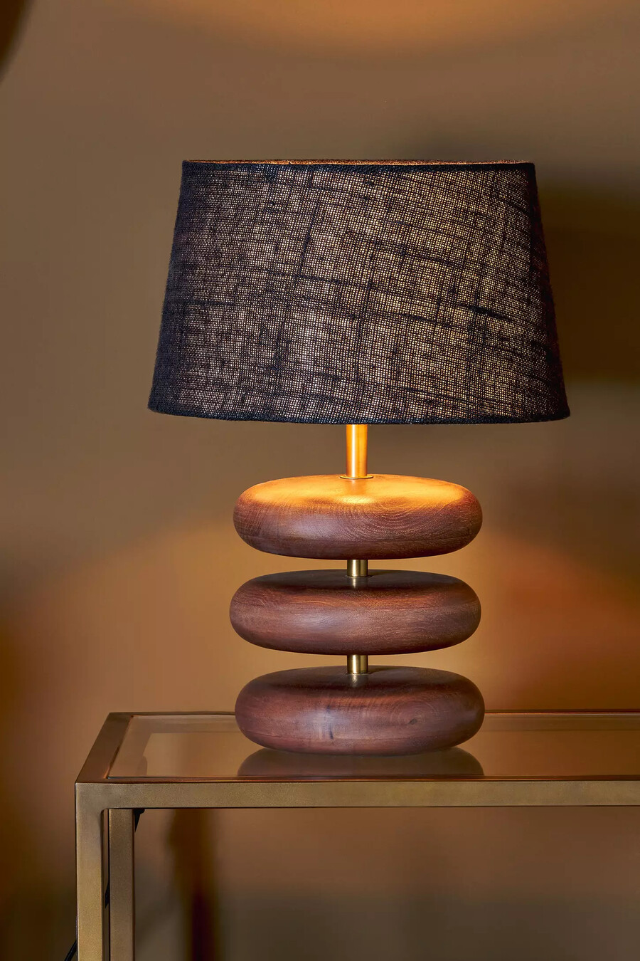 nkuku kankad tischlampe aus mangoholz