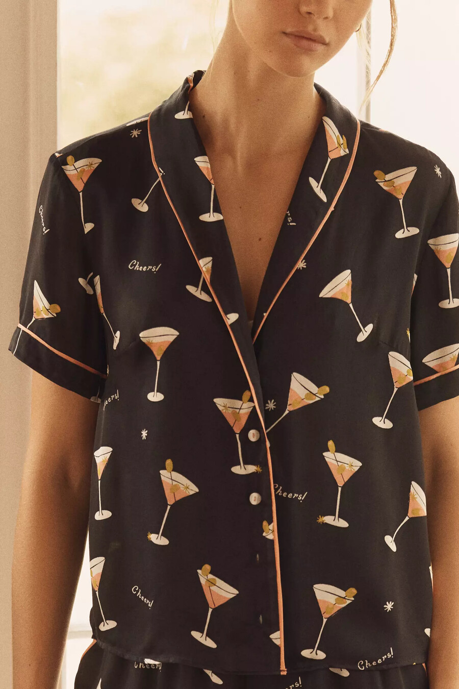 seidiges gemustertes pyjamaoberteil von anthropologie